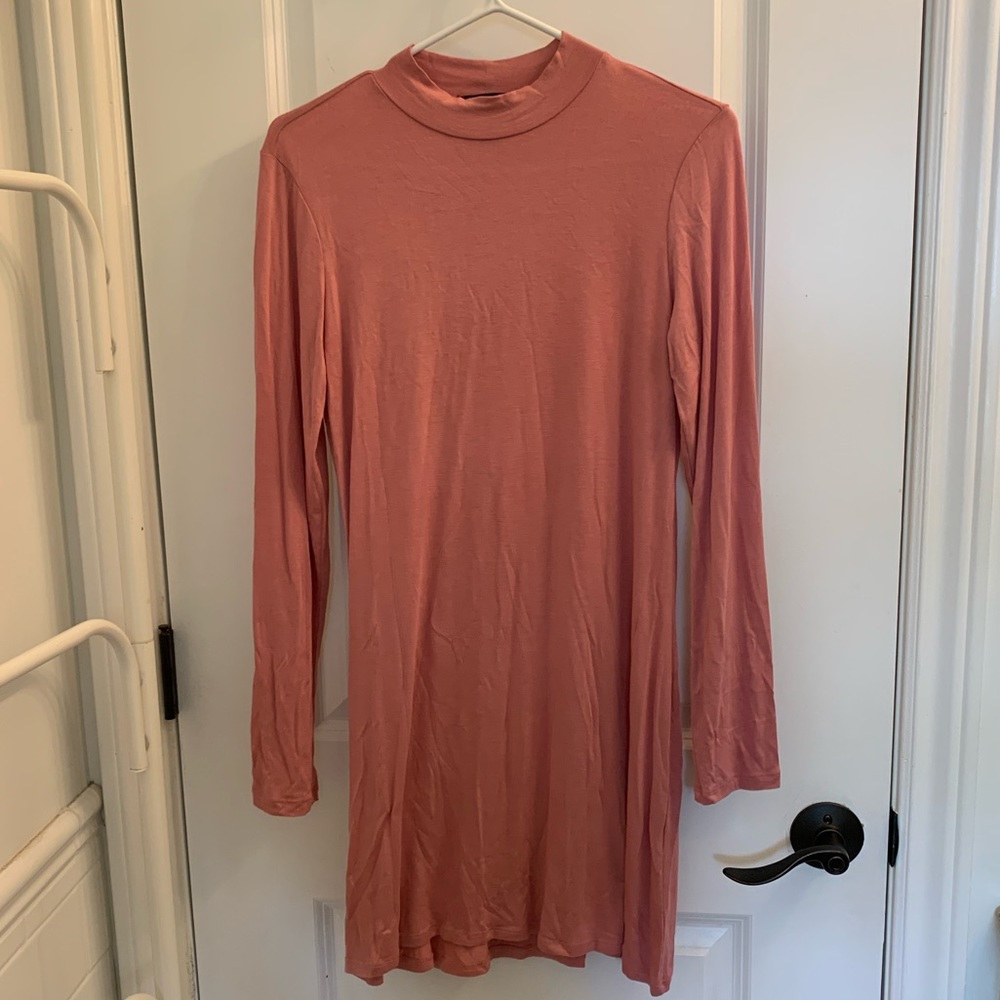 🌿 Forever 21 Blush Pink Long-Sleeve T-shirt Dress